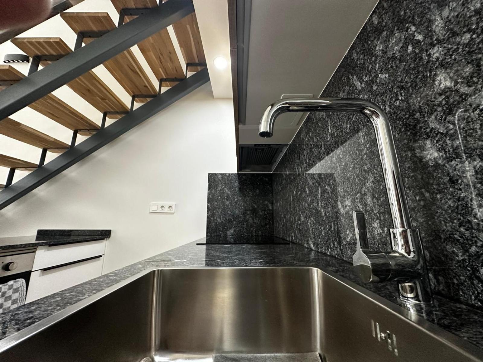 Appartamento Black Rock Loft Madrid Esterno foto